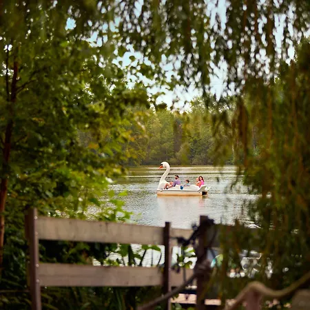 Отель Bispinger Heide By Center Parcs Биспинген