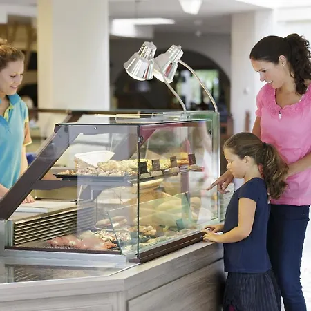 Отель Bispinger Heide By Center Parcs 3*