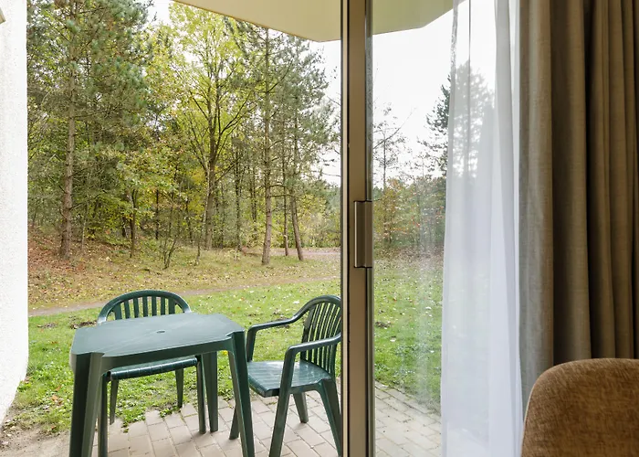 Отель Bispinger Heide By Center Parcs 3*